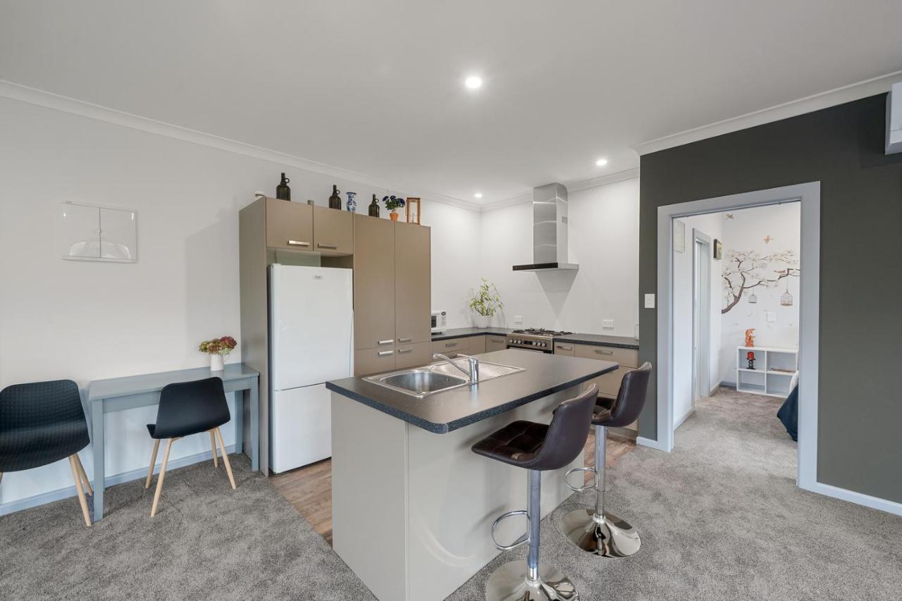 Orange Blossom Cottage - Greytown Holiday Home ภายนอก รูปภาพ